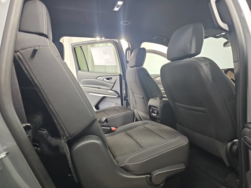 Certified 2024 Chevrolet Traverse LT AWD/4WD image 14