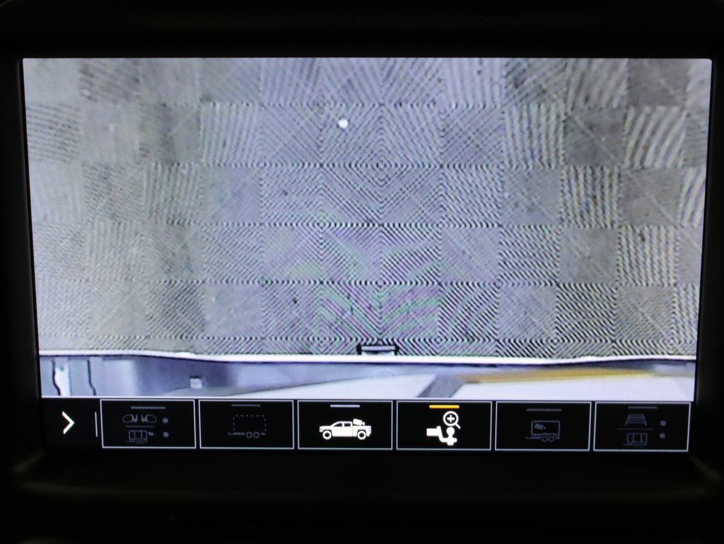 Used 2023 Chevrolet Silverado 2500 High Country w/ Z71 Off-Road Package image 24