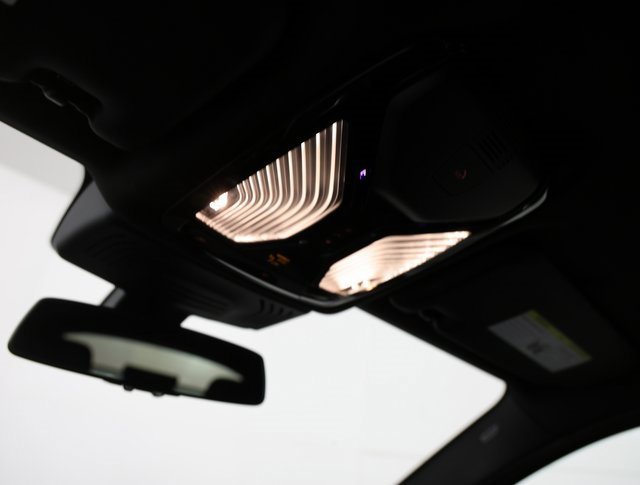 Used 2024 BMW X4 xDrive30i image 21