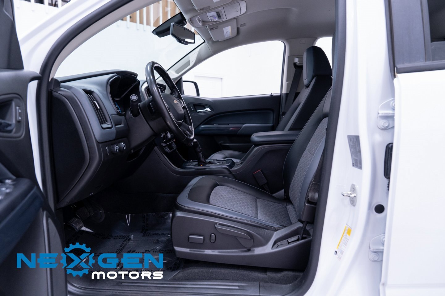 Used 2021 Chevrolet Colorado Z71 image 24