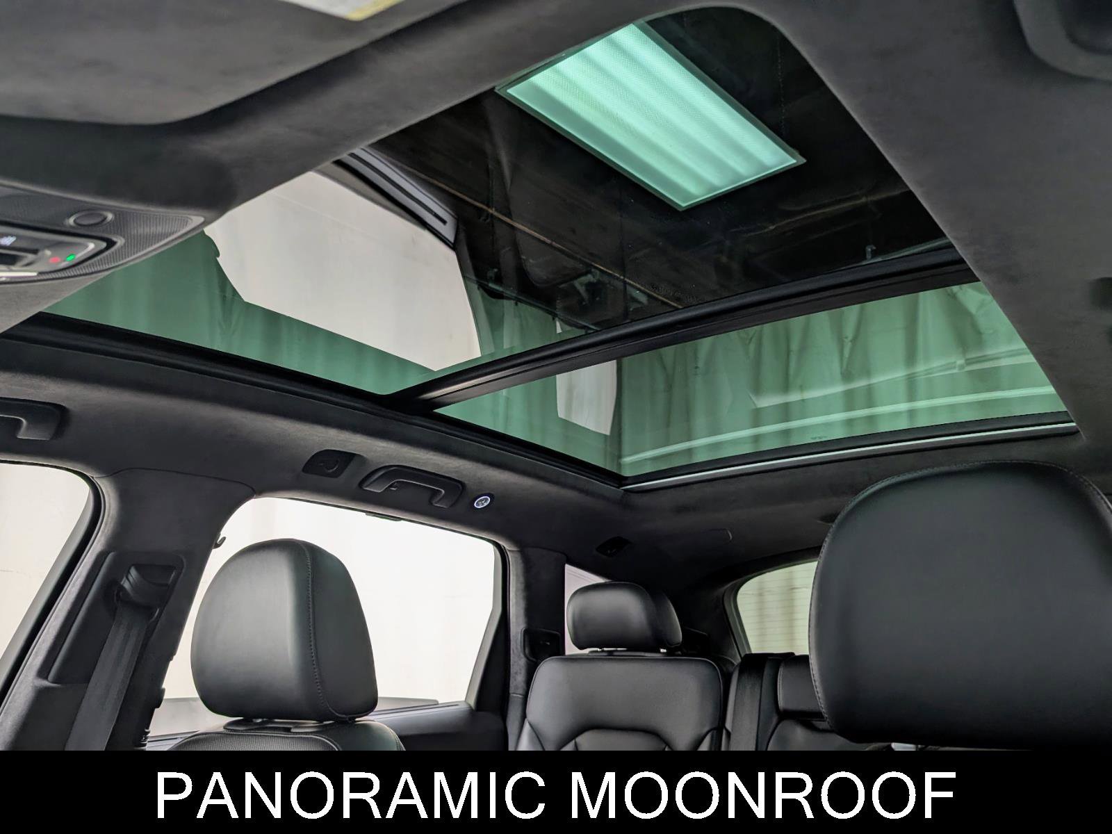 Used 2022 Audi Q7 3.0T Prestige image 16