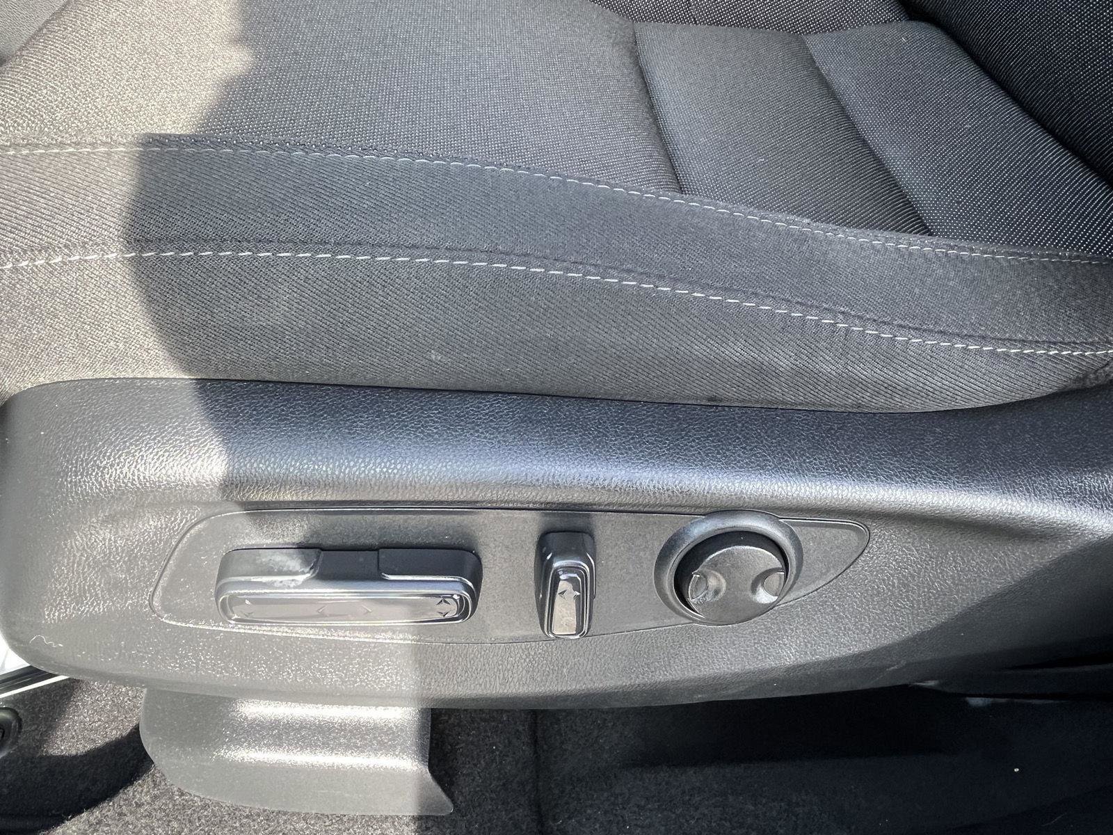 Used 2024 Honda CR-V EX image 14