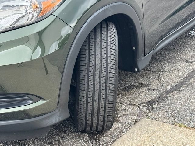 Used 2017 Honda HR-V EX image 13