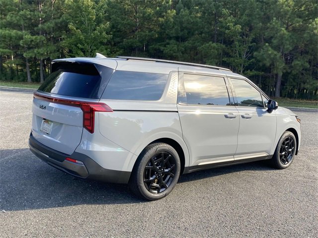 New 2026 Kia Carnival SX image 7