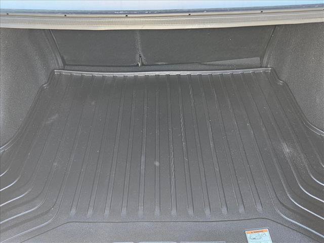 Used 2024 Kia Forte LXS w/ LXS Technology Package FWD image 6