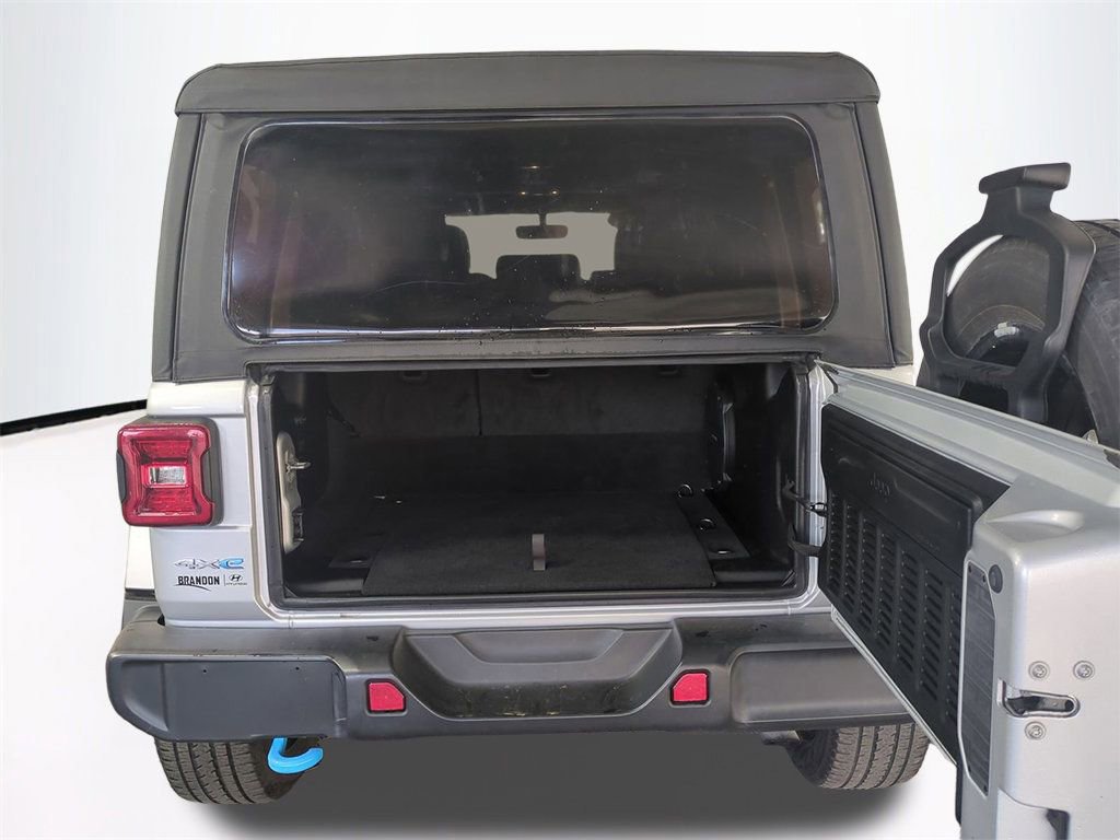 Used 2022 Jeep Wrangler Unlimited Sahara image 14