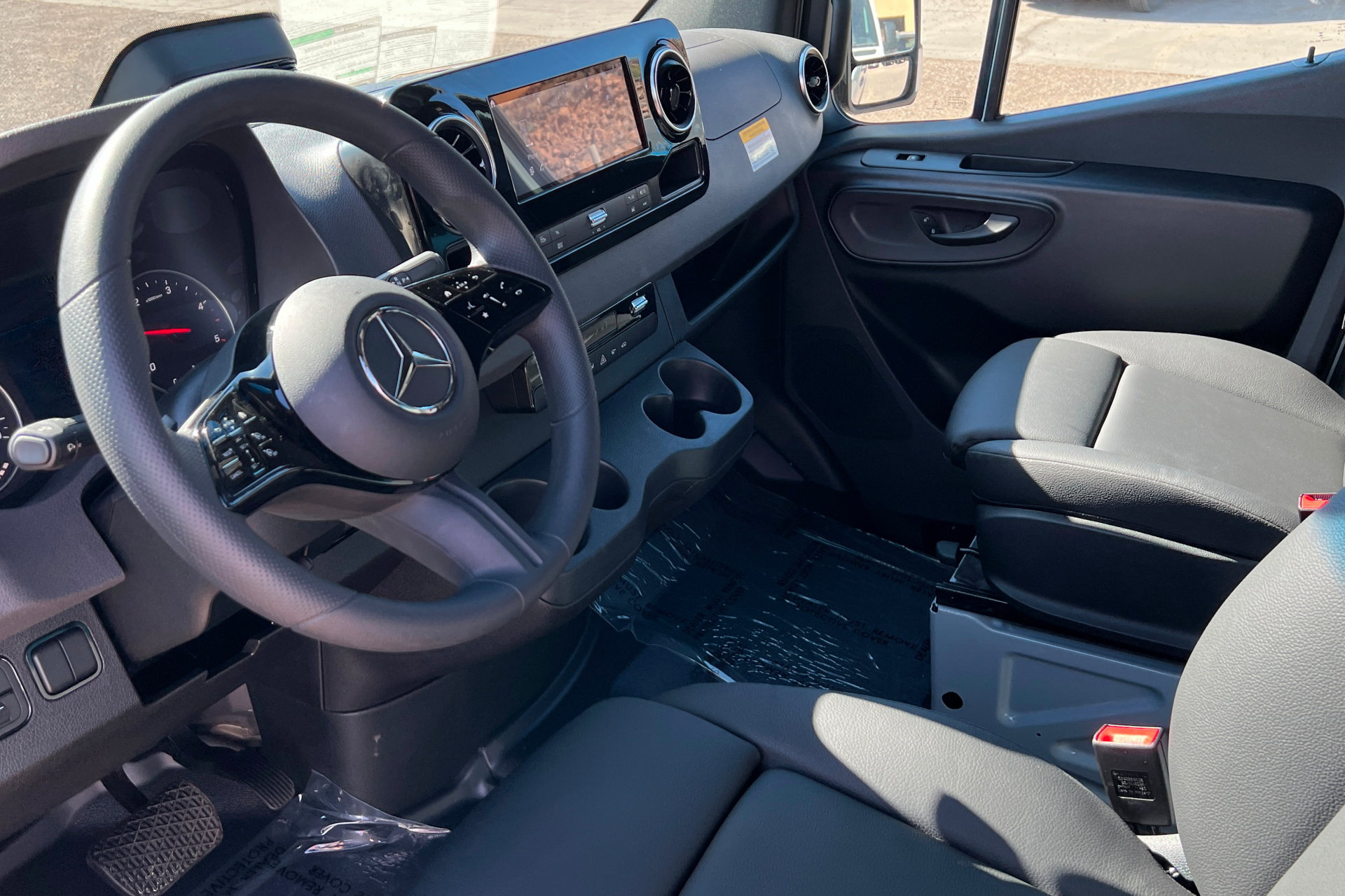 New 2025 Mercedes-Benz Sprinter 2500 image 11