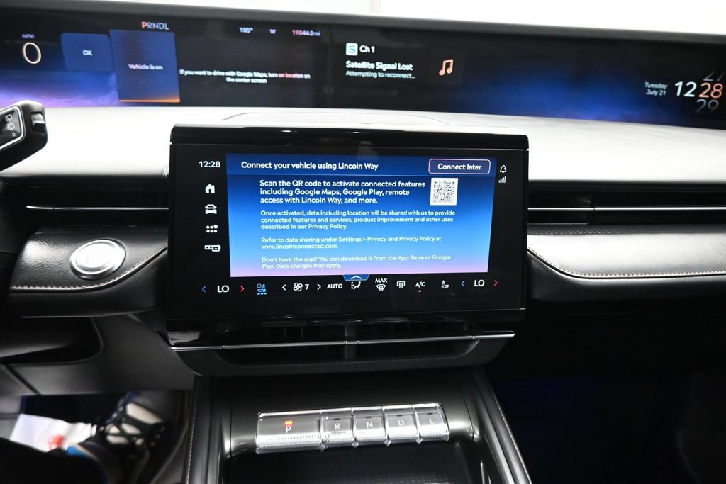 Used 2025 Lincoln Nautilus Reserve w/ Jet Appearance Package AWD/4WD image 21