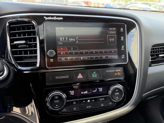 Used 2017 Mitsubishi Outlander SEL FWD image 18