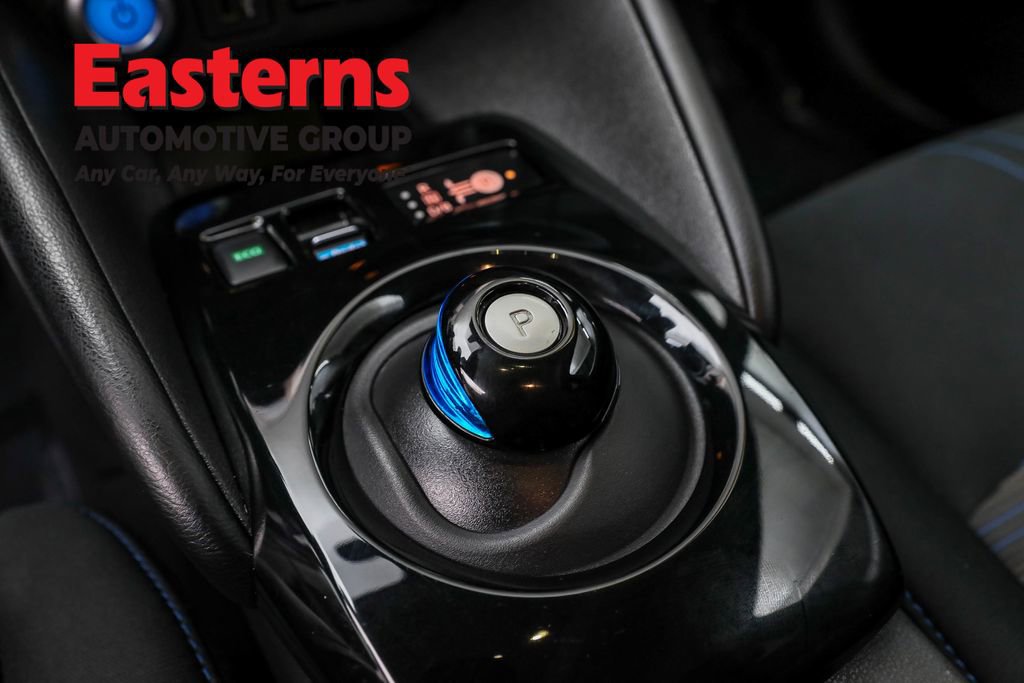 Used 2020 Nissan Leaf SV w/ SV All Weather Package image 13