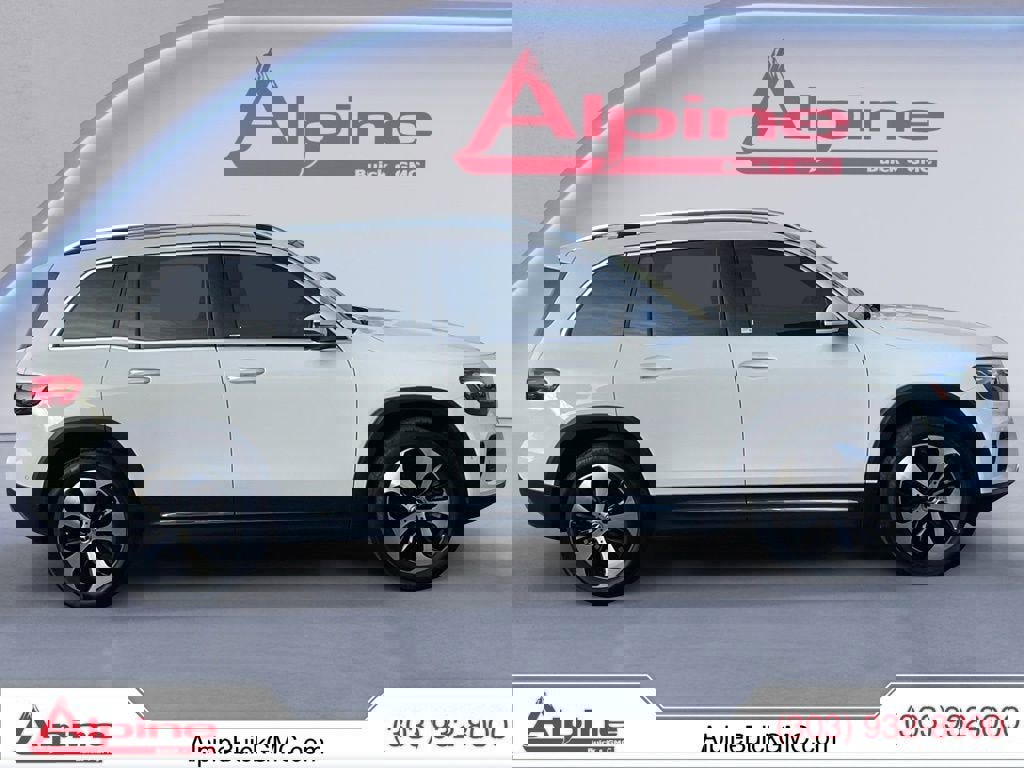 Used 2025 Mercedes-Benz GLB 250 4MATIC image 6