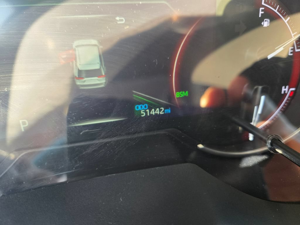 Used 2024 Toyota RAV4 XLE FWD image 11
