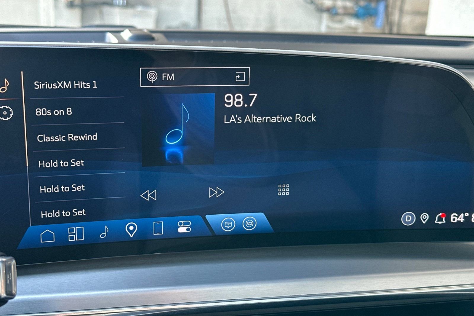 Certified 2024 Cadillac Lyriq Luxury image 25