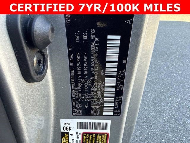 Used 2024 Toyota Sienna LE image 29