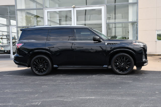 Used 2025 INFINITI QX80 Autograph w/ Autograph Exterior Package AWD/4WD image 7