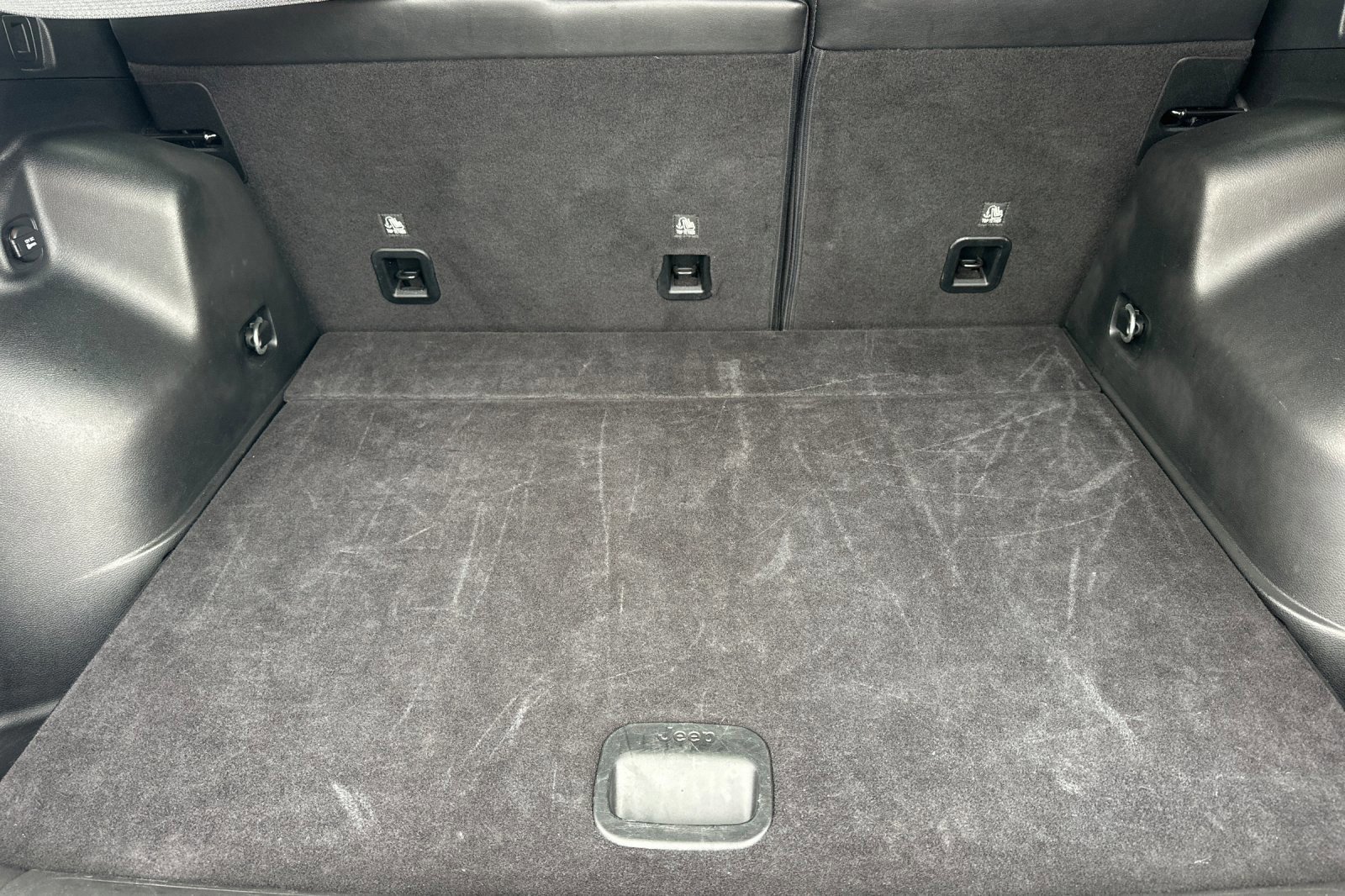 Used 2023 Jeep Cherokee Altitude Lux image 15