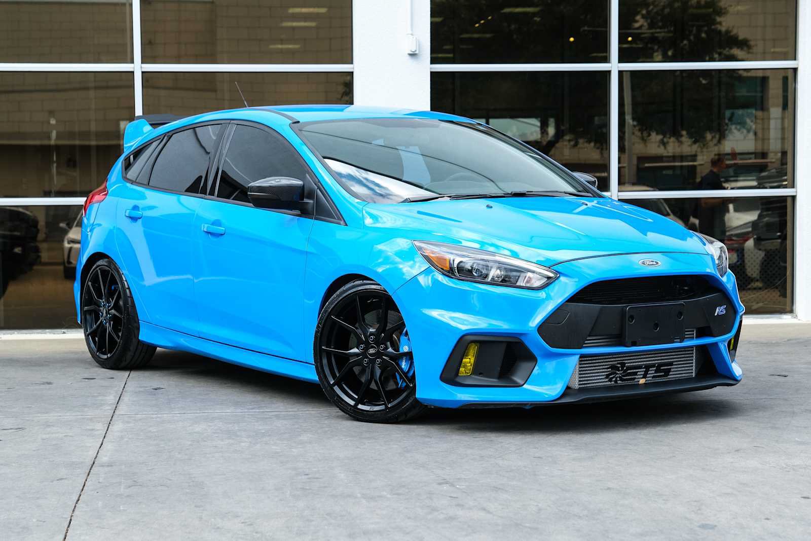 Used 2017 Ford Focus RS AWD/4WD image 7