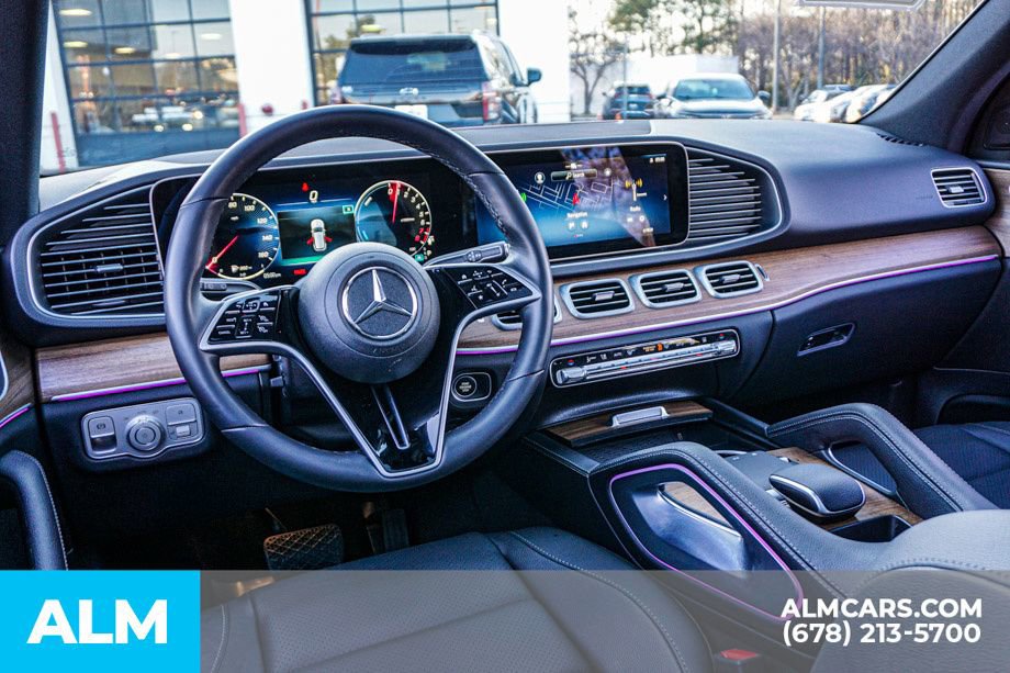 Used 2025 Mercedes-Benz GLE 450e 4MATIC image 27