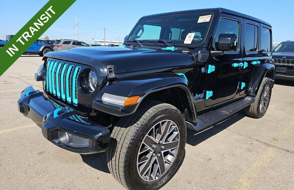 Used 2023 Jeep Wrangler Unlimited Sahara AWD/4WD image 1