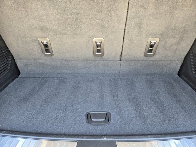 Used 2022 Chevrolet Tahoe RST w/ Luxury Package image 32