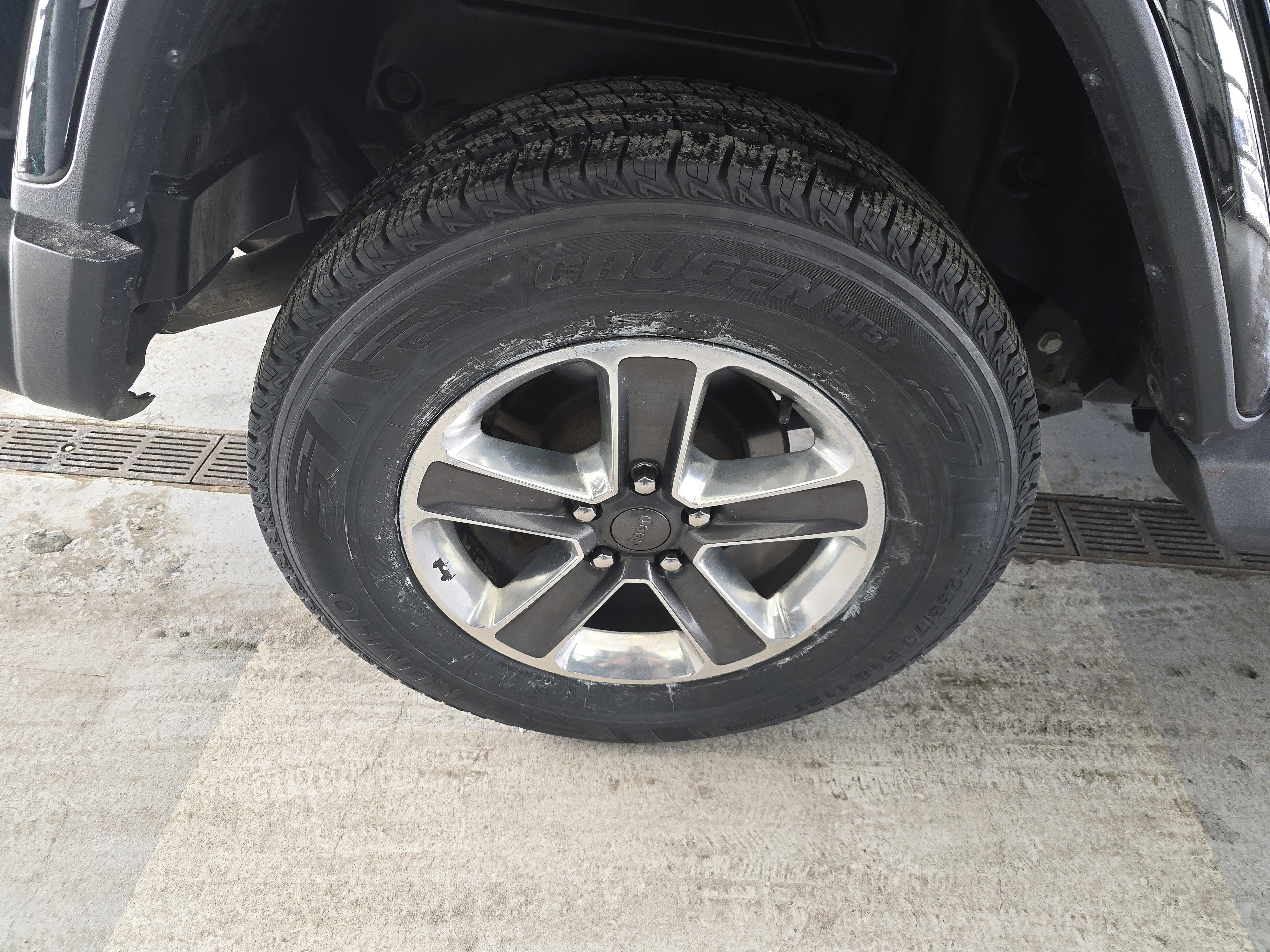 Used 2020 Jeep Wrangler Unlimited Sahara image 11