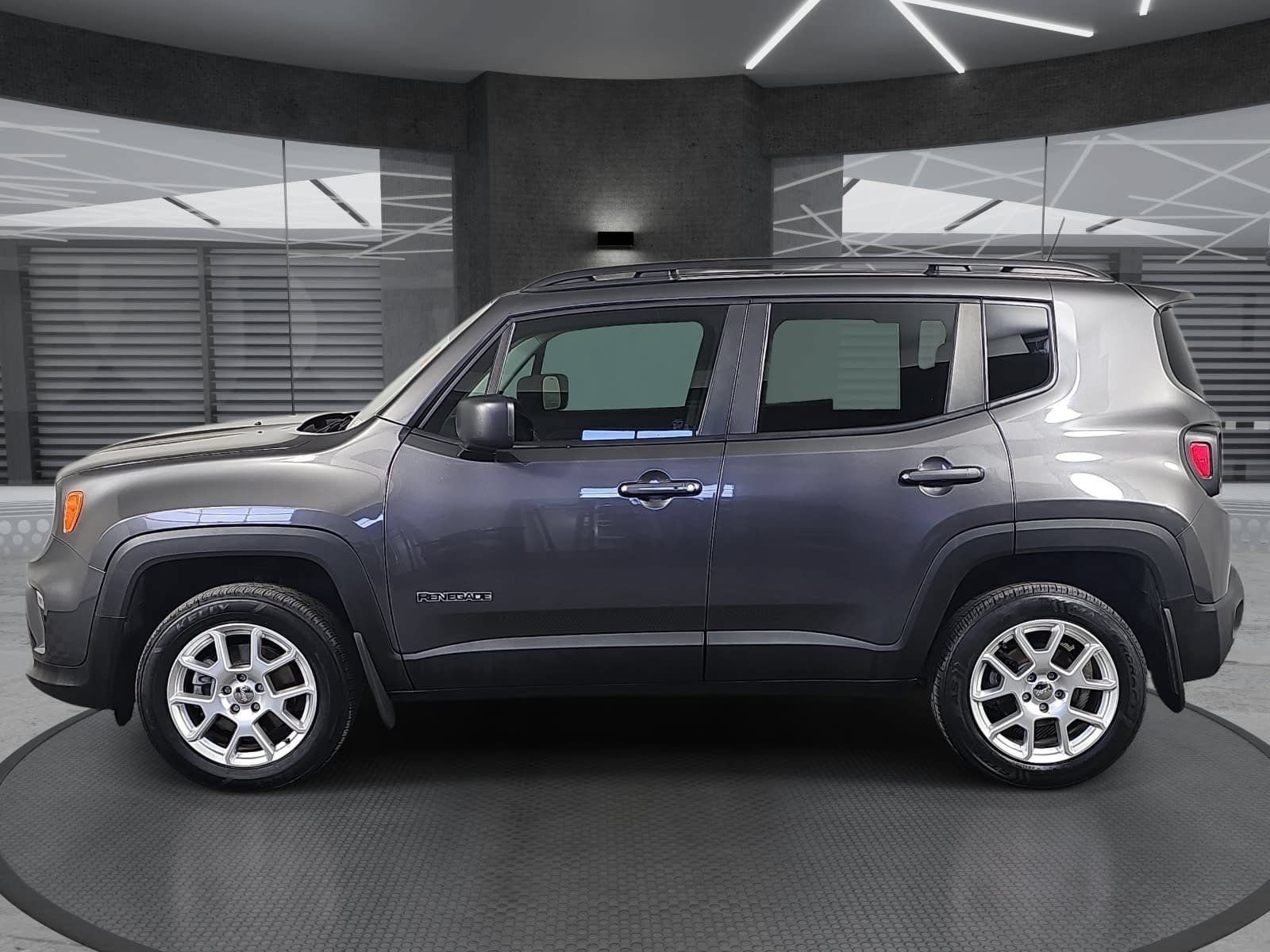 Used 2020 Jeep Renegade Sport w/ Sport Appearance Group AWD/4WD image 8