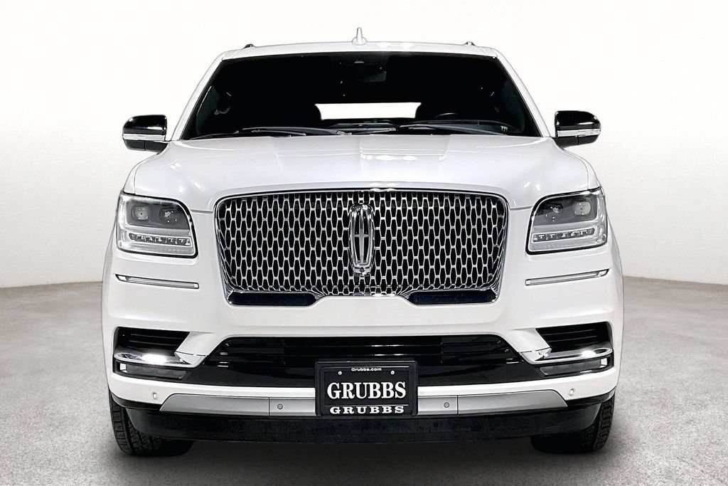 Used 2018 Lincoln Navigator Reserve w/ Technology Package AWD/4WD image 4