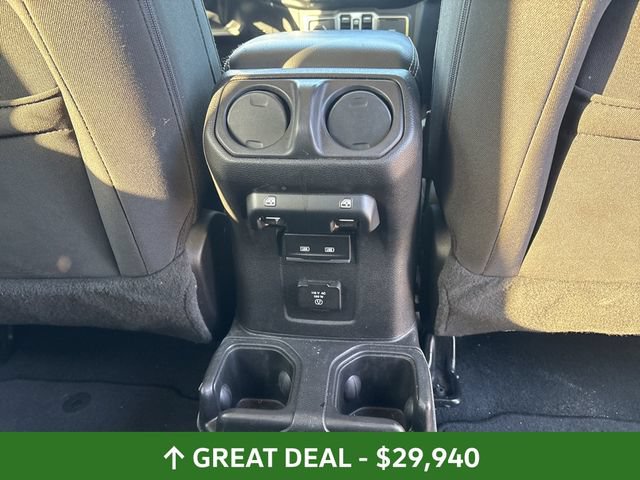 Used 2023 Jeep Wrangler Unlimited Sahara AWD/4WD image 20