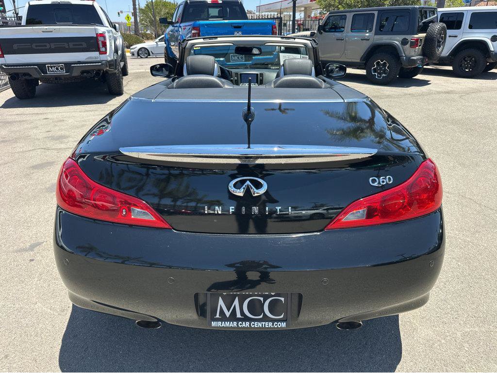 Used 2014 INFINITI Q60 Convertible w/ Premium Package RWD image 12