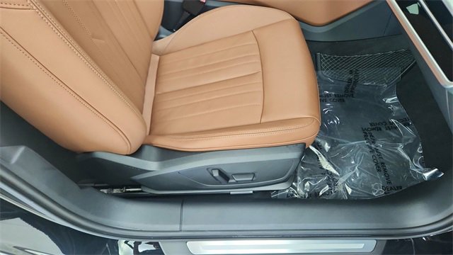 Used 2025 Audi A6 2.0T Premium image 22