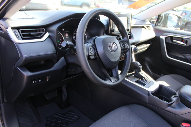 Certified 2022 Toyota RAV4 XLE FWD image 54