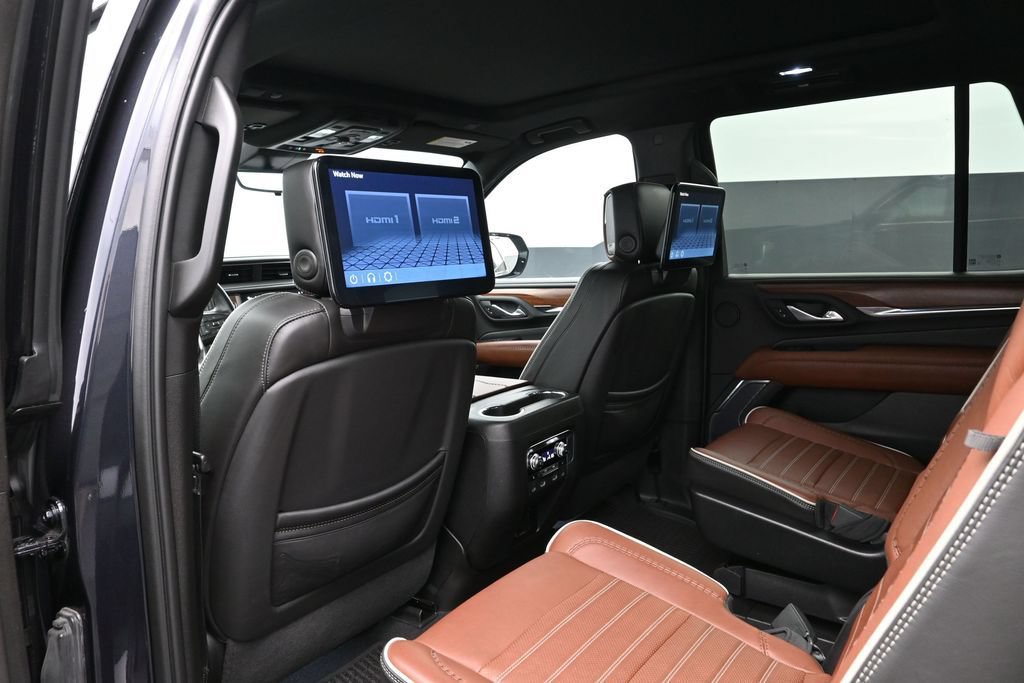 Used 2023 GMC Yukon Denali Ultimate AWD/4WD image 19