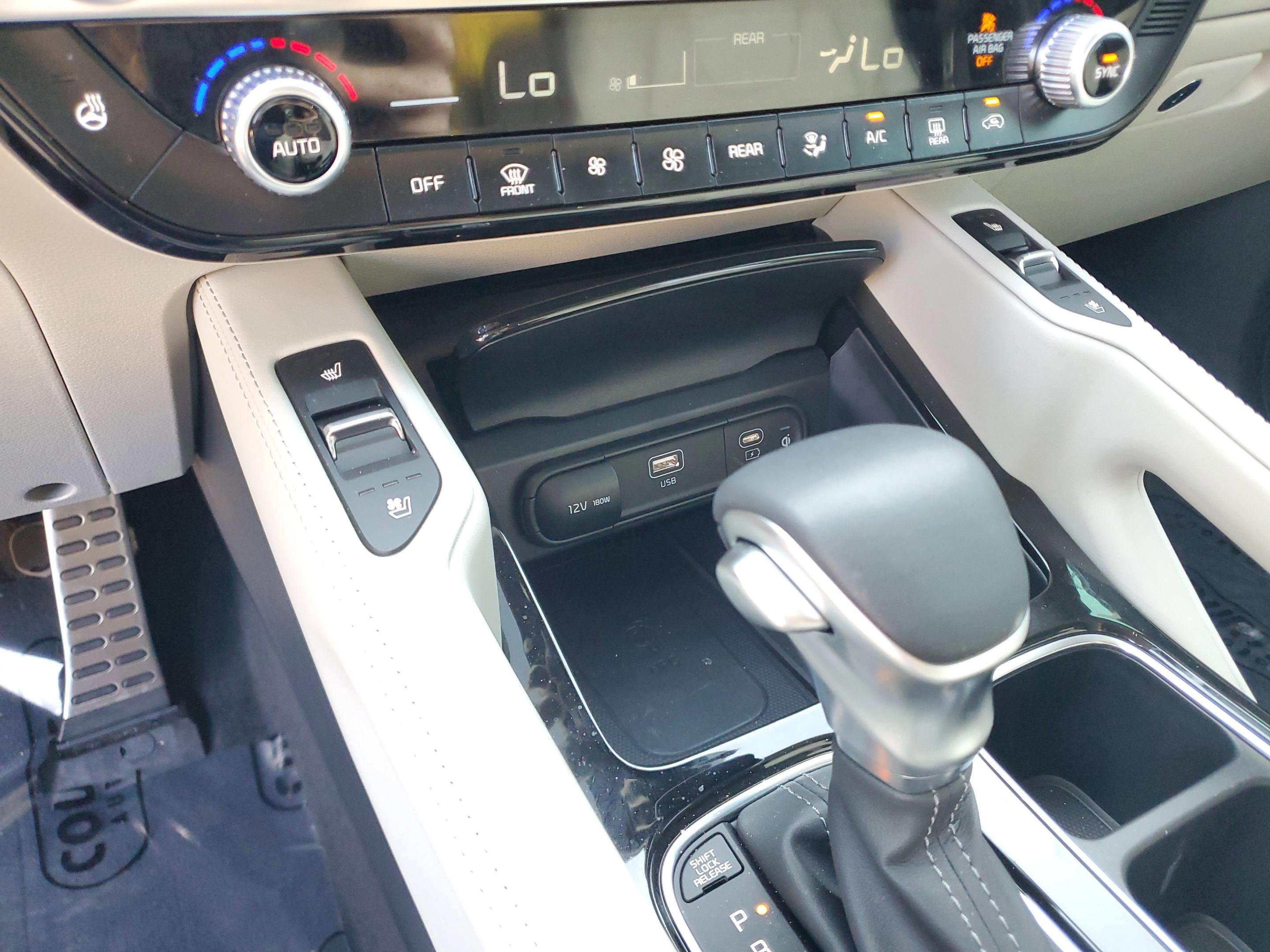 Used 2025 Kia Telluride SX Prestige image 24