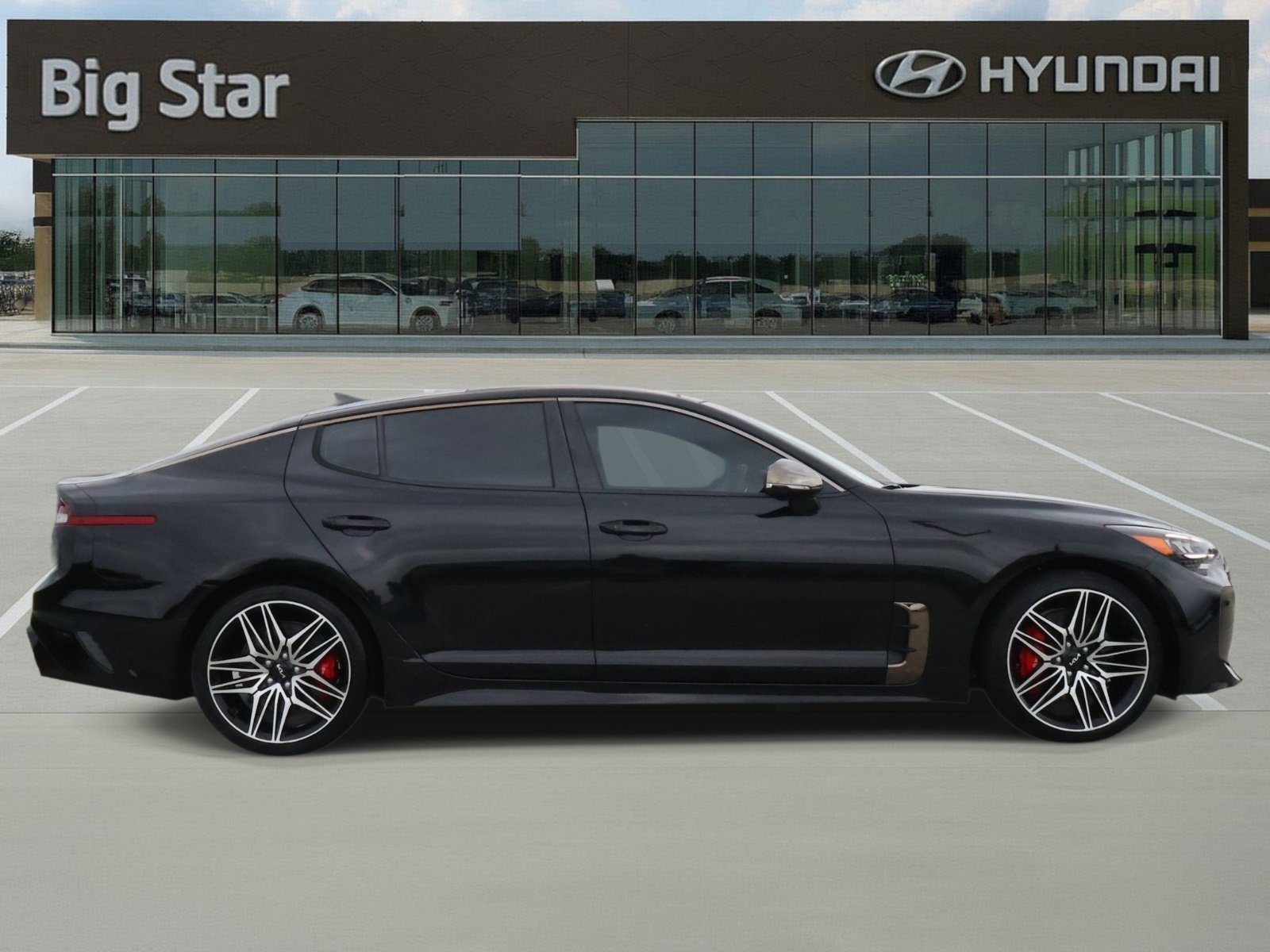 Used 2022 Kia Stinger GT1 RWD image 5