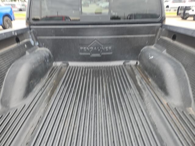 Used 2022 Nissan Frontier SV RWD image 24