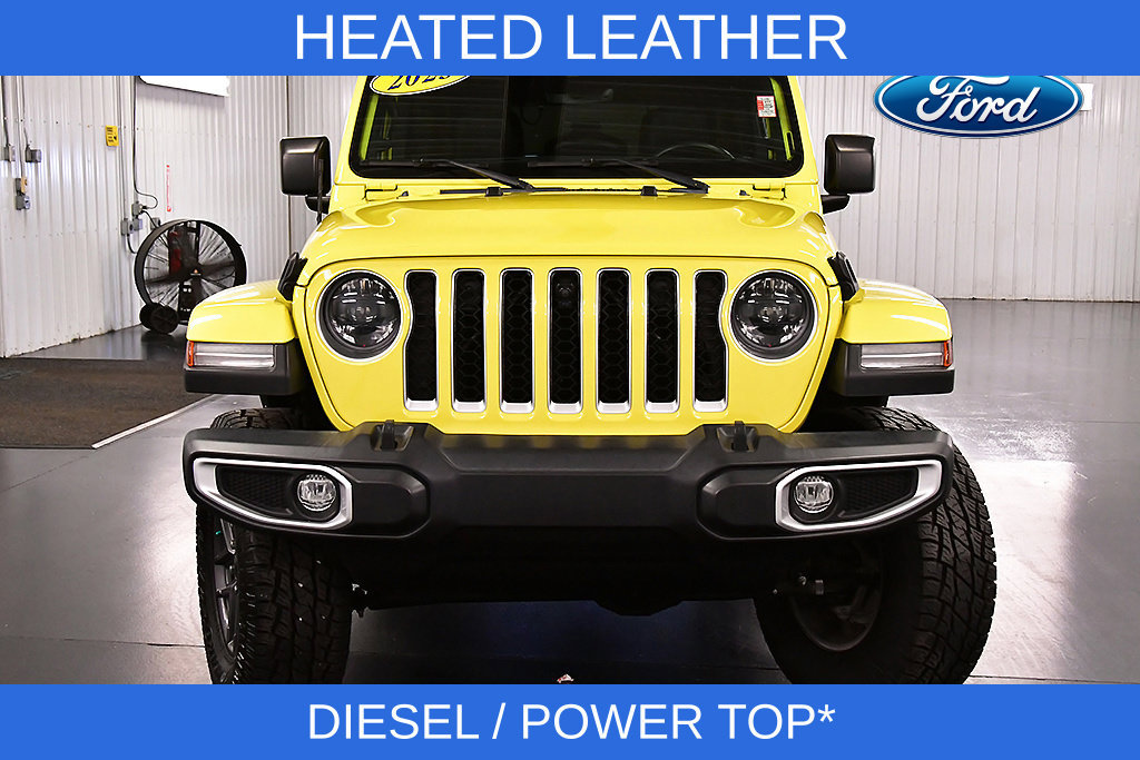 Used 2023 Jeep Wrangler Unlimited Sahara w/ LED Lighting Group AWD/4WD image 2