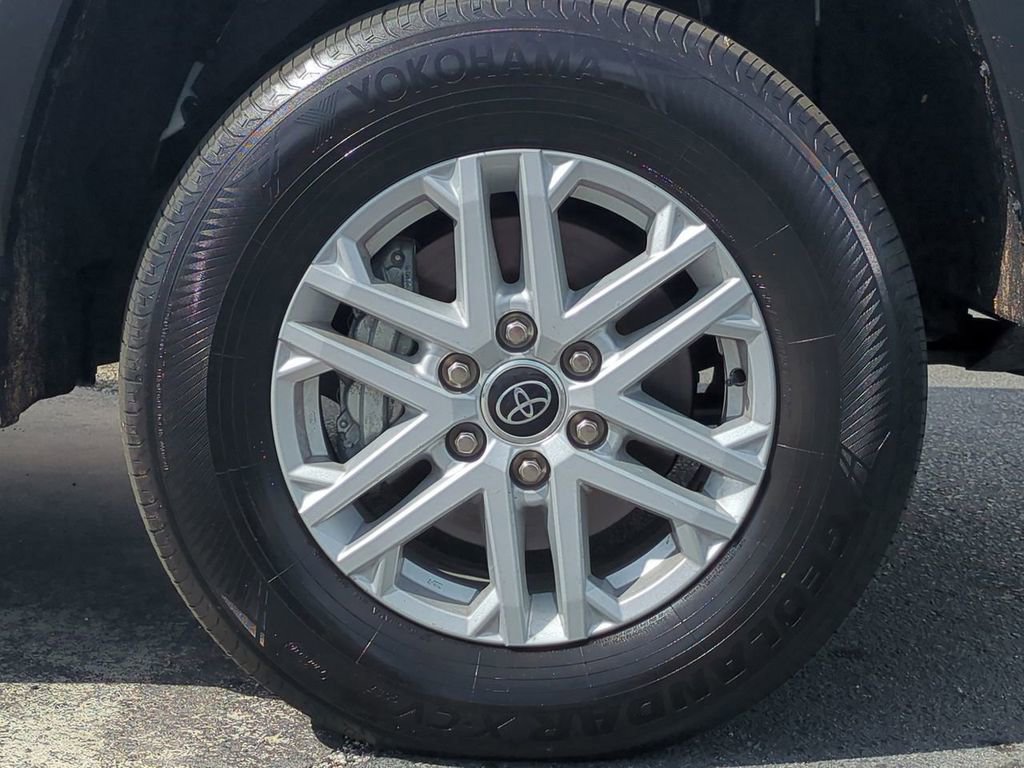 Used 2024 Toyota Tundra SR5 w/ SR5 Premium Package image 12