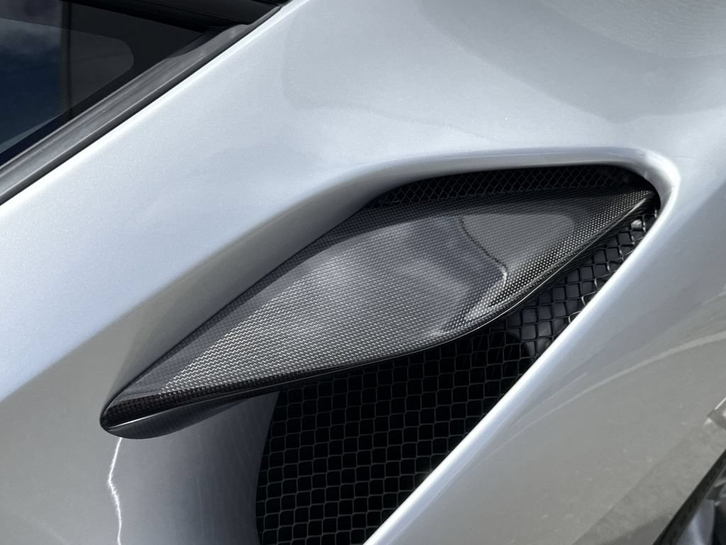 Certified 2022 Ferrari F8 Tributo RWD image 27