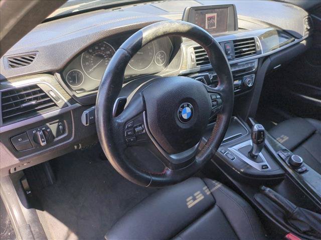 Used 2018 BMW 330e w/ Convenience Package RWD image 10
