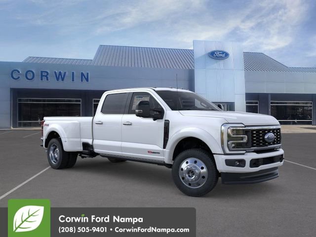 New 2026 Ford F450 Platinum w/ FX4 Off-Road Package