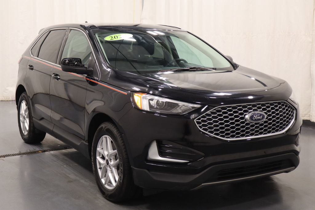 Used 2024 Ford Edge SEL AWD/4WD image 2