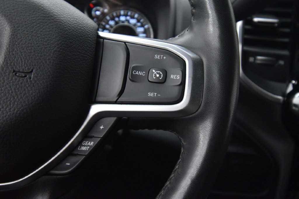 Used 2024 RAM 2500 Big Horn w/ Night Edition AWD/4WD image 31