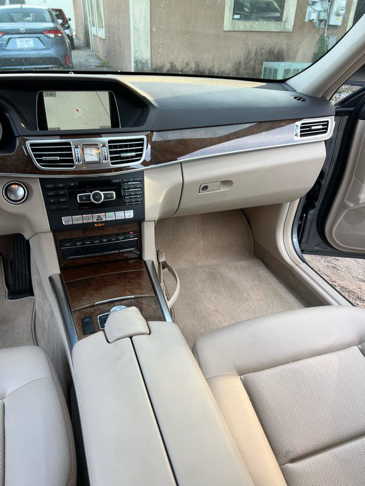 Used 2014 Mercedes-Benz E 350 Sedan image 16