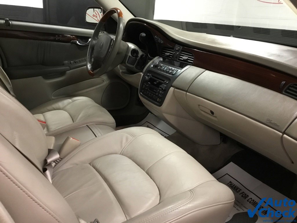 Used 2000 Cadillac De Ville DHS w/ Safety/Security Pkg FWD image 37
