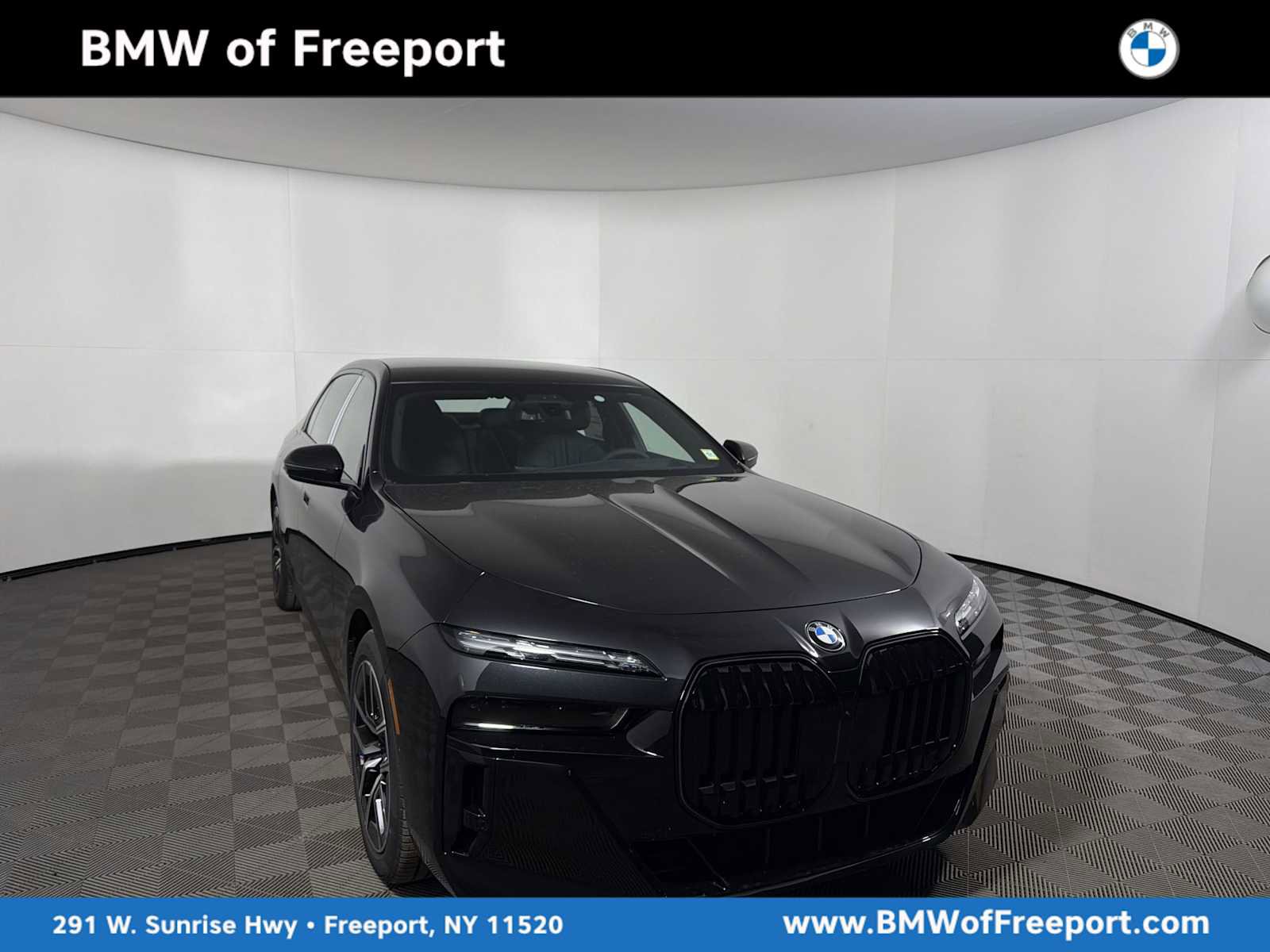 New 2026 BMW 740i xDrive w/ Executive Package AWD/4WD image 1