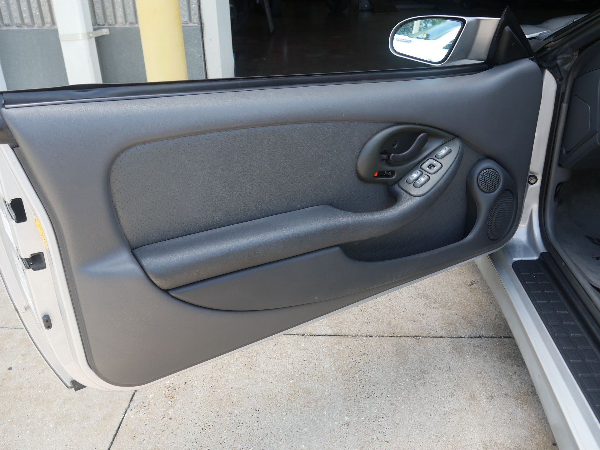 Used 1997 Pontiac Firebird Trans Am RWD image 56