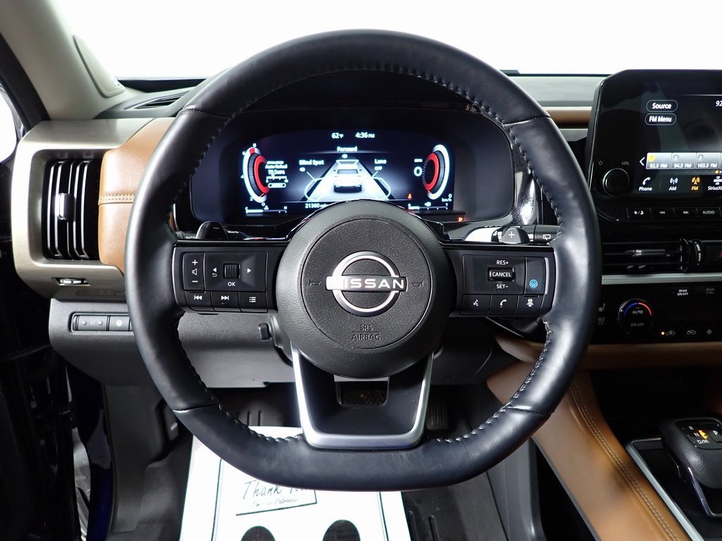 Used 2024 Nissan Pathfinder Platinum image 22