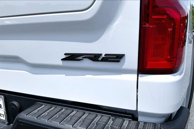 New 2026 Chevrolet Silverado 1500 ZR2 AWD/4WD image 9
