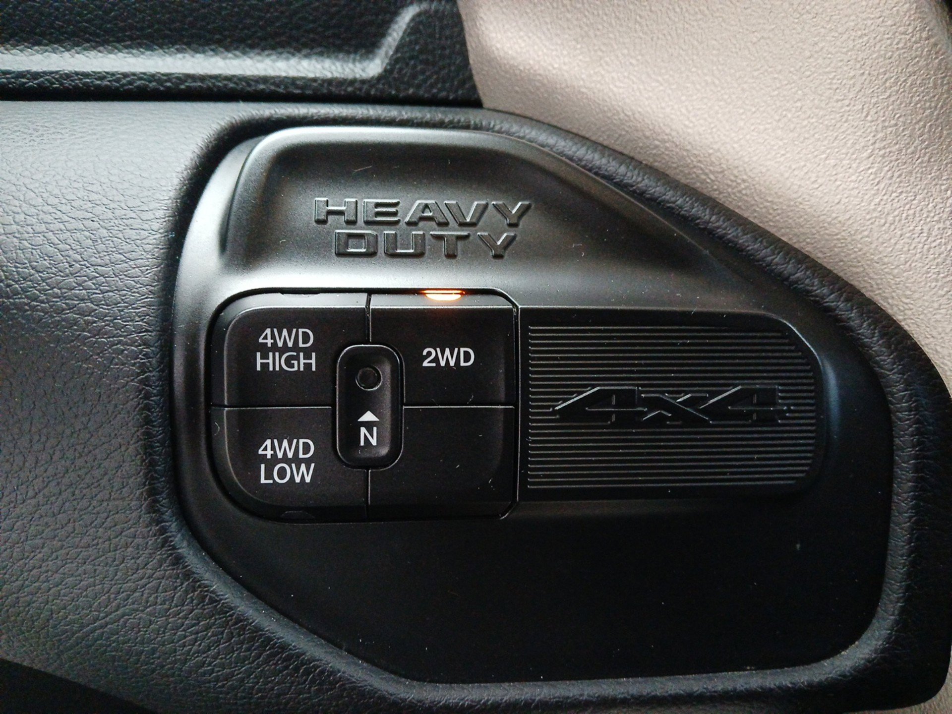 Used 2020 RAM 3500 Laramie image 17