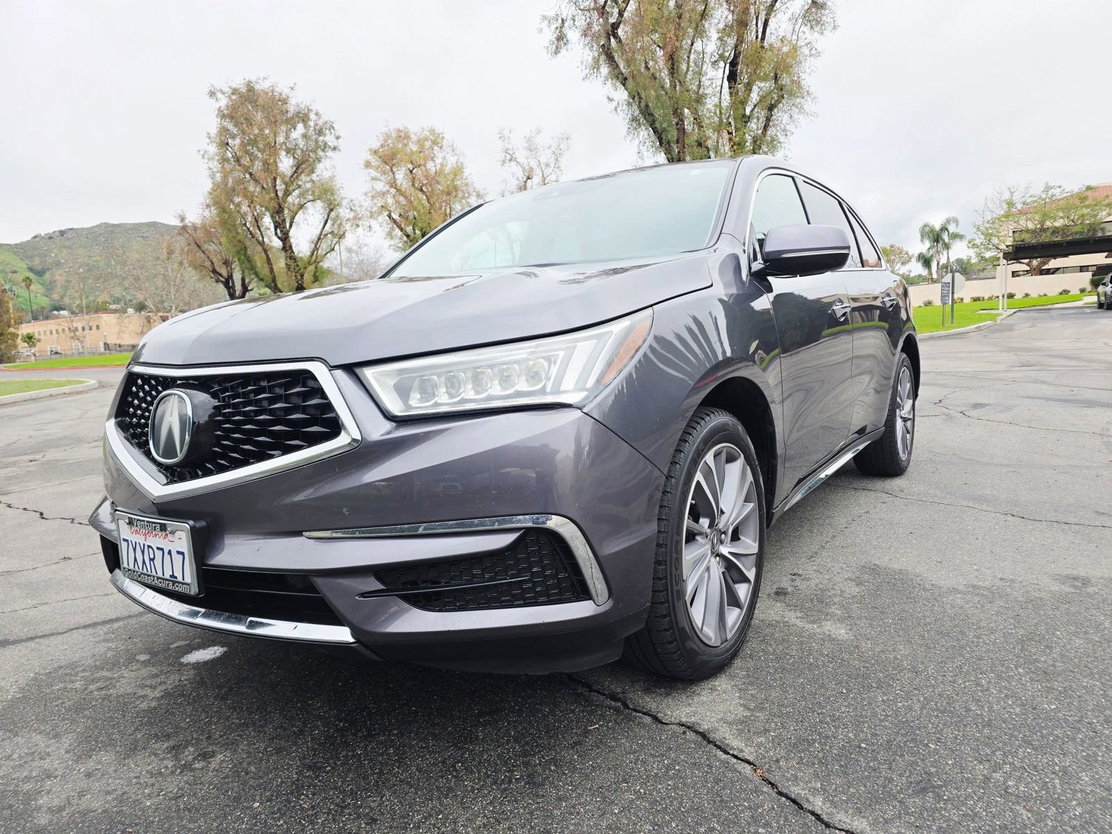 Used 2017 Acura MDX SH-AWD w/ Technology Package image 3